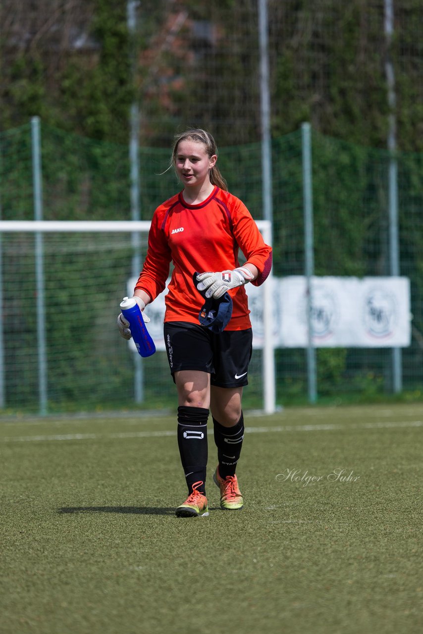 Bild 158 - B-Juniorinnen Pokalfinale SV Henstedt Ulzburg - SG Holstein Sued : 2:0